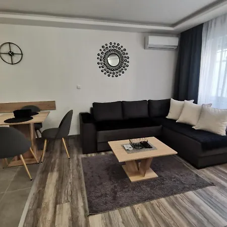 Isidora Apartment