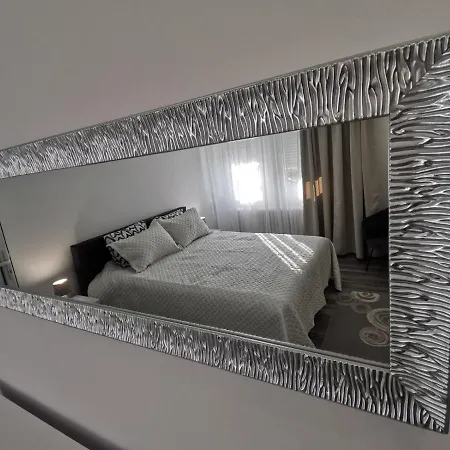 Isidora Apartment